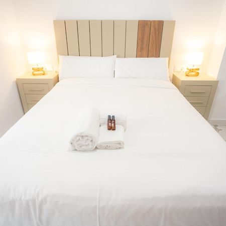 L&G Apartments Bahia Suite Alicante Eksteriør bilde