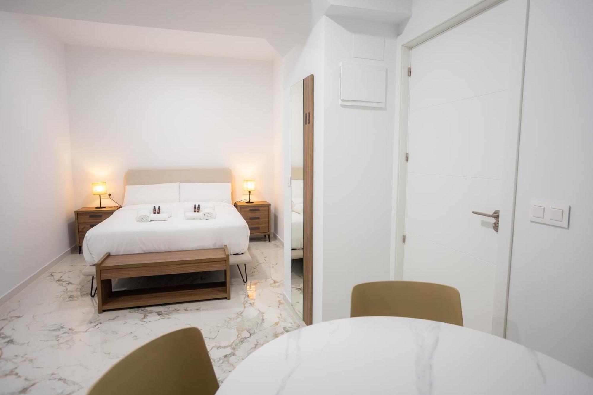 L&G Apartments Bahia Suite Alicante Eksteriør bilde