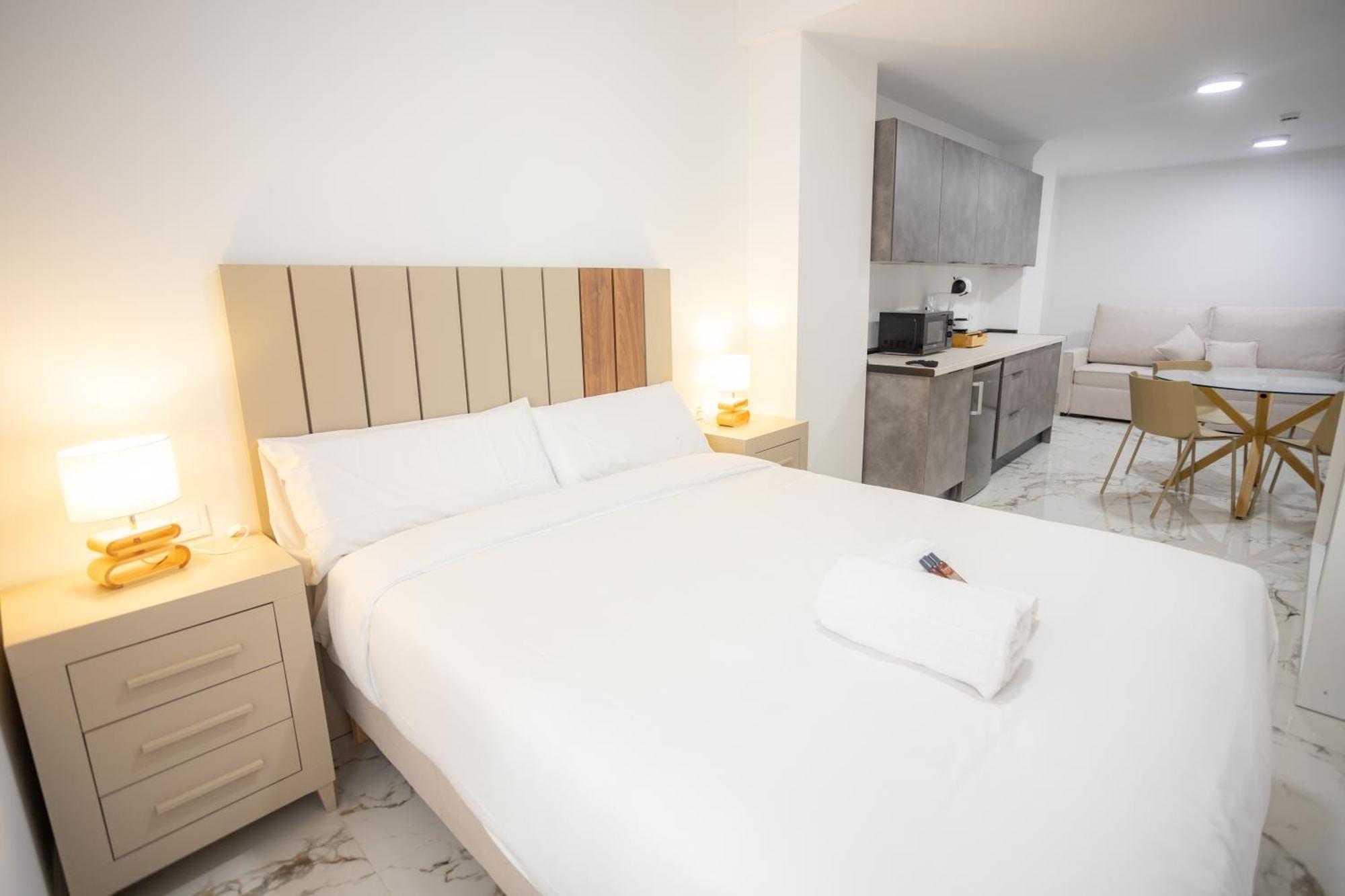 L&G Apartments Bahia Suite Alicante Eksteriør bilde