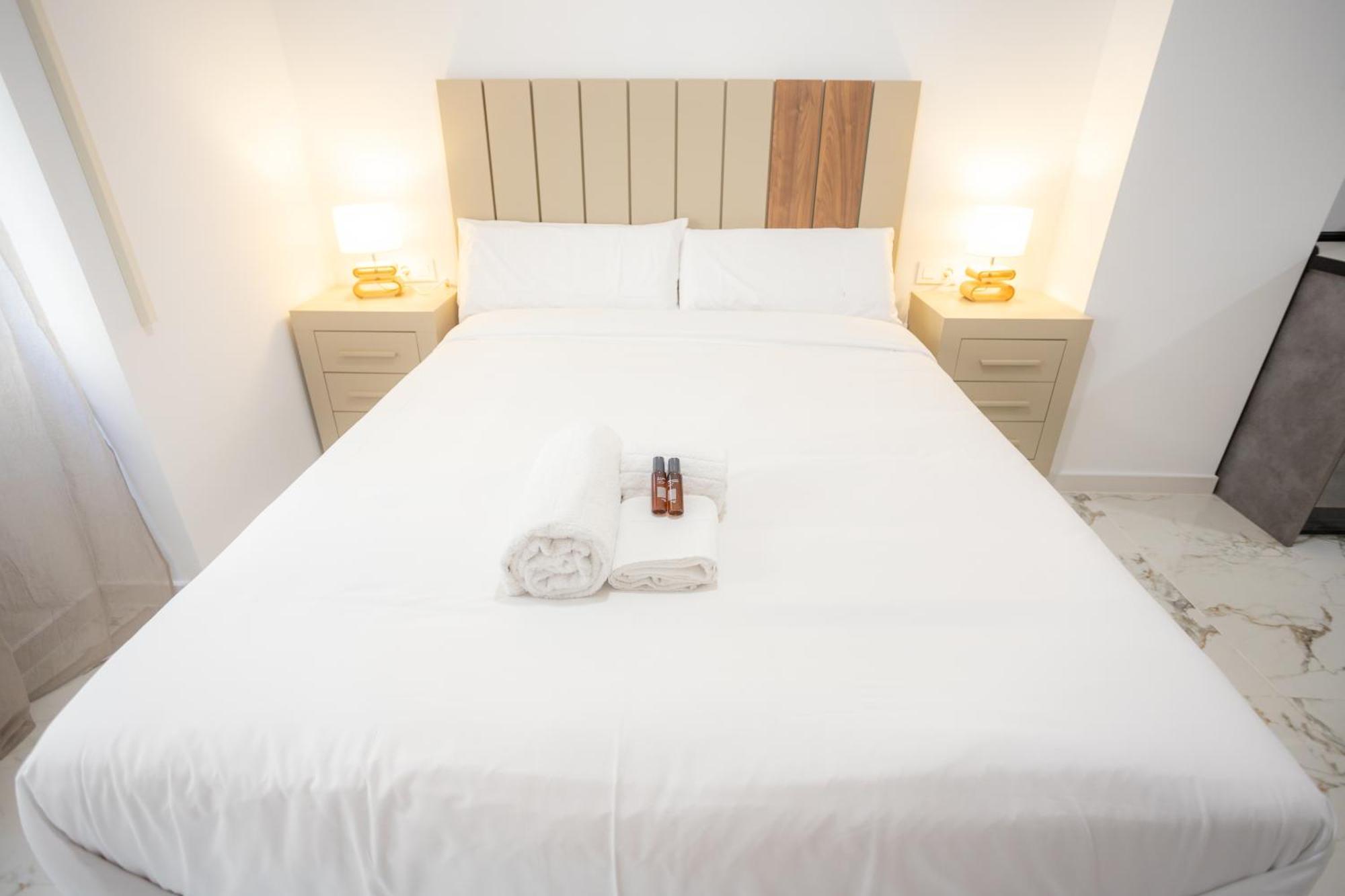 L&G Apartments Bahia Suite Alicante Eksteriør bilde