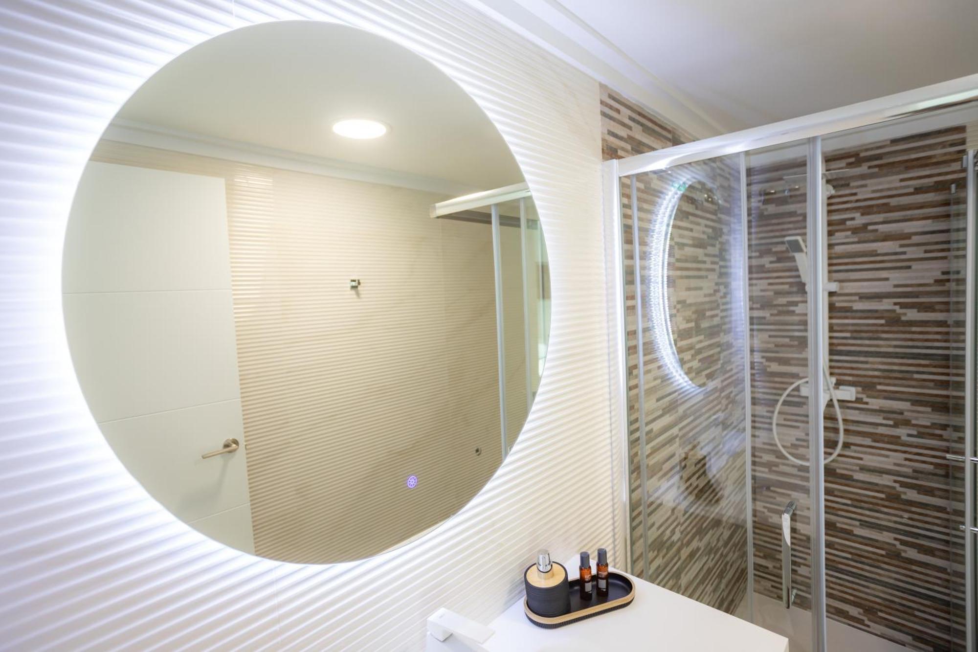 L&G Apartments Bahia Suite Alicante Eksteriør bilde