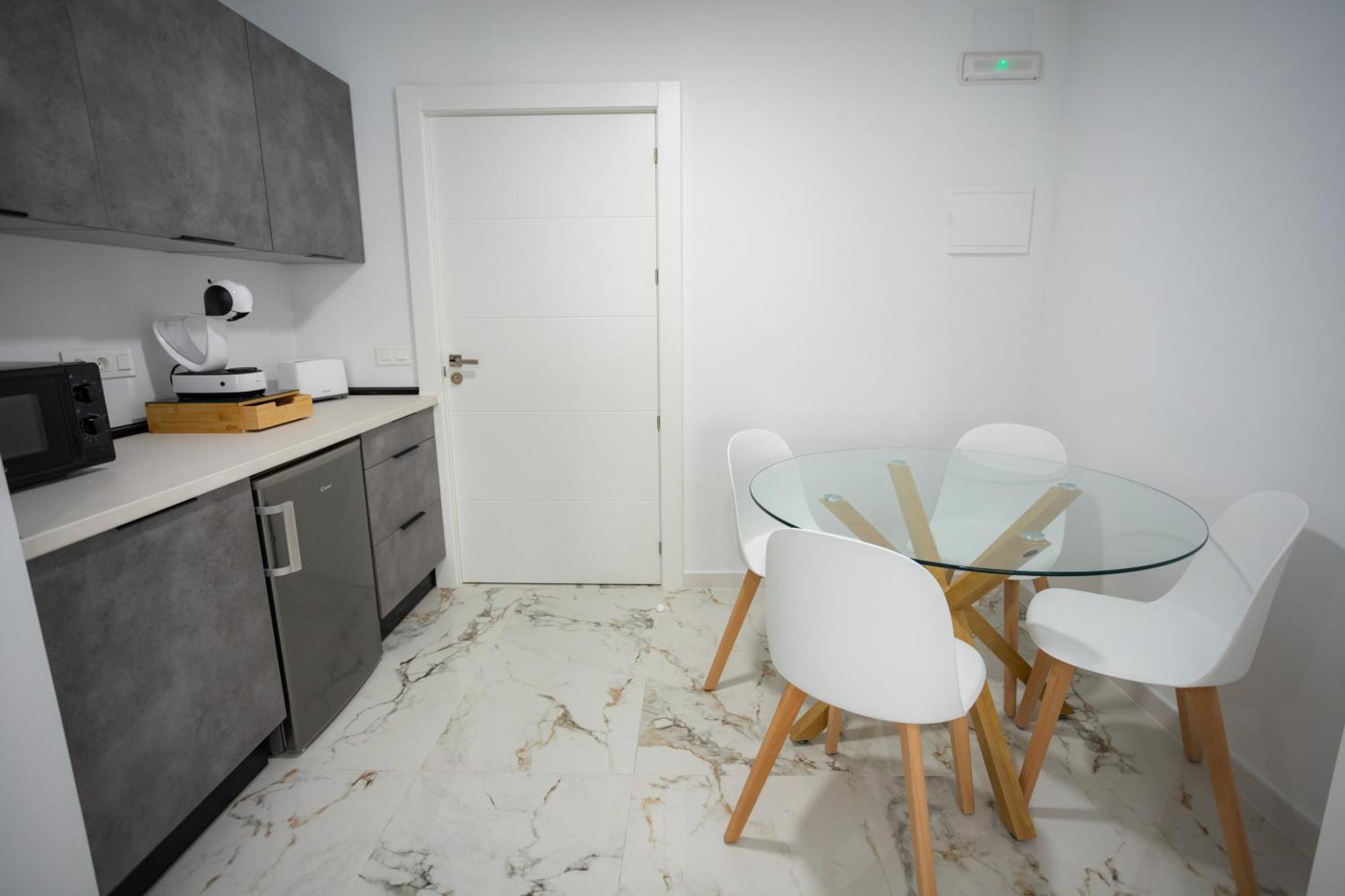 L&G Apartments Bahia Suite Alicante Eksteriør bilde