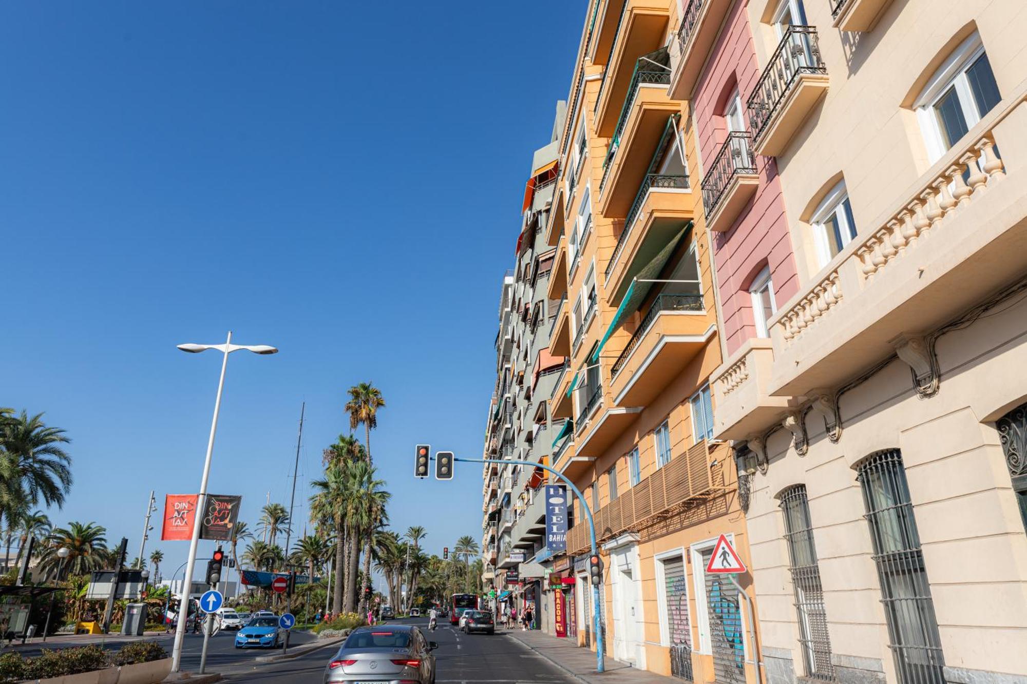 L&G Apartments Bahia Suite Alicante Eksteriør bilde