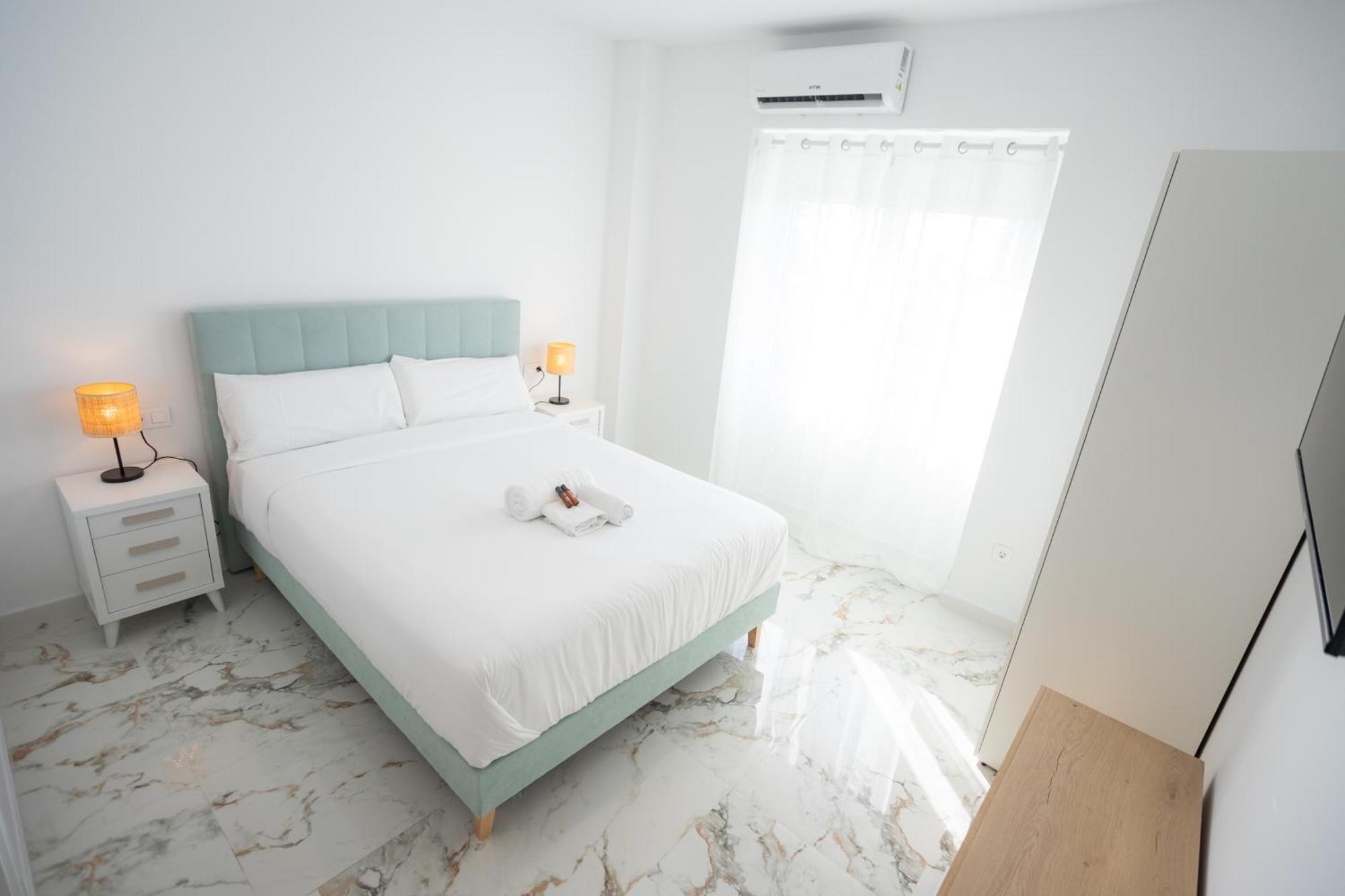 L&G Apartments Bahia Suite Alicante Eksteriør bilde