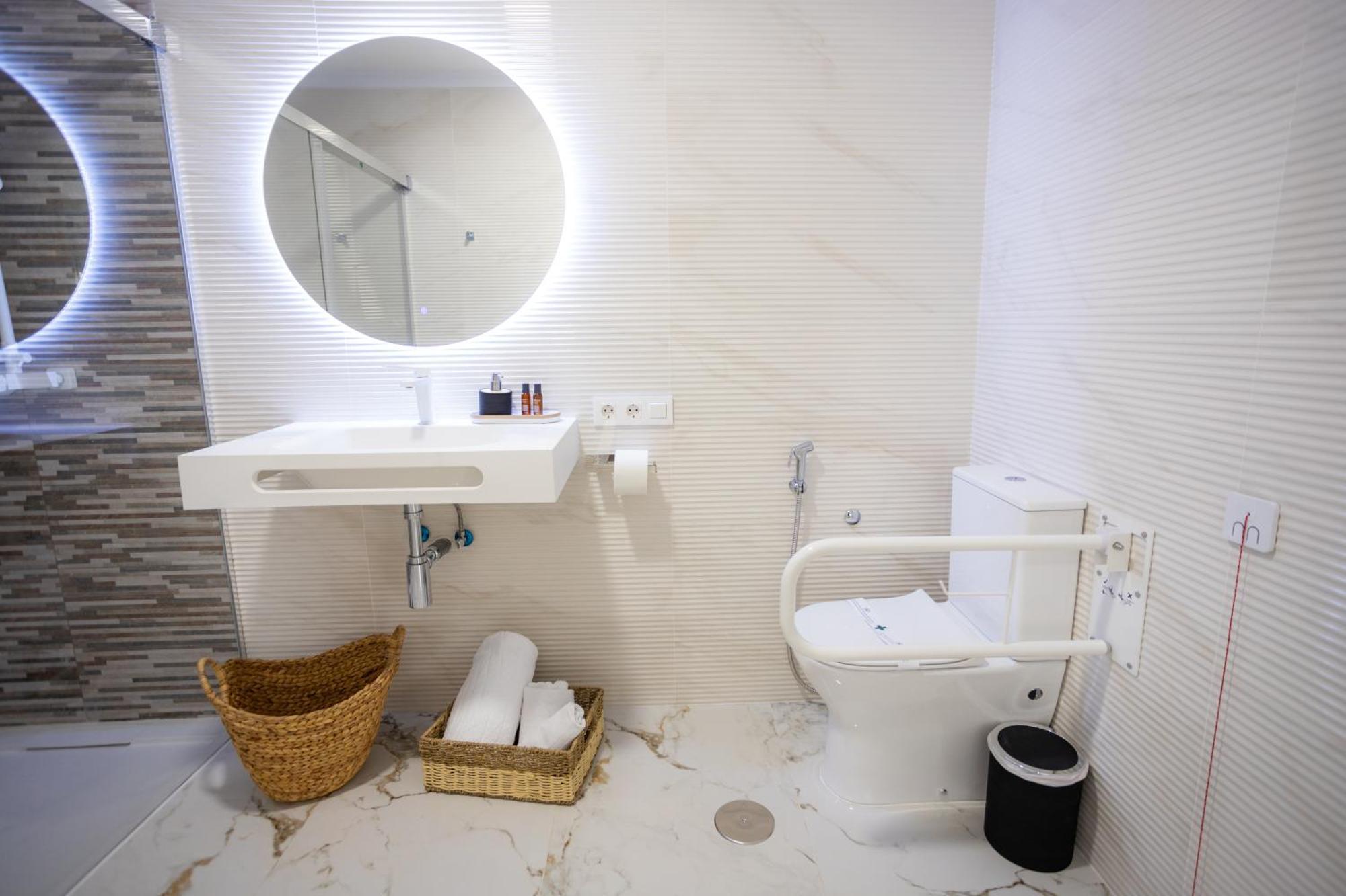 L&G Apartments Bahia Suite Alicante Eksteriør bilde