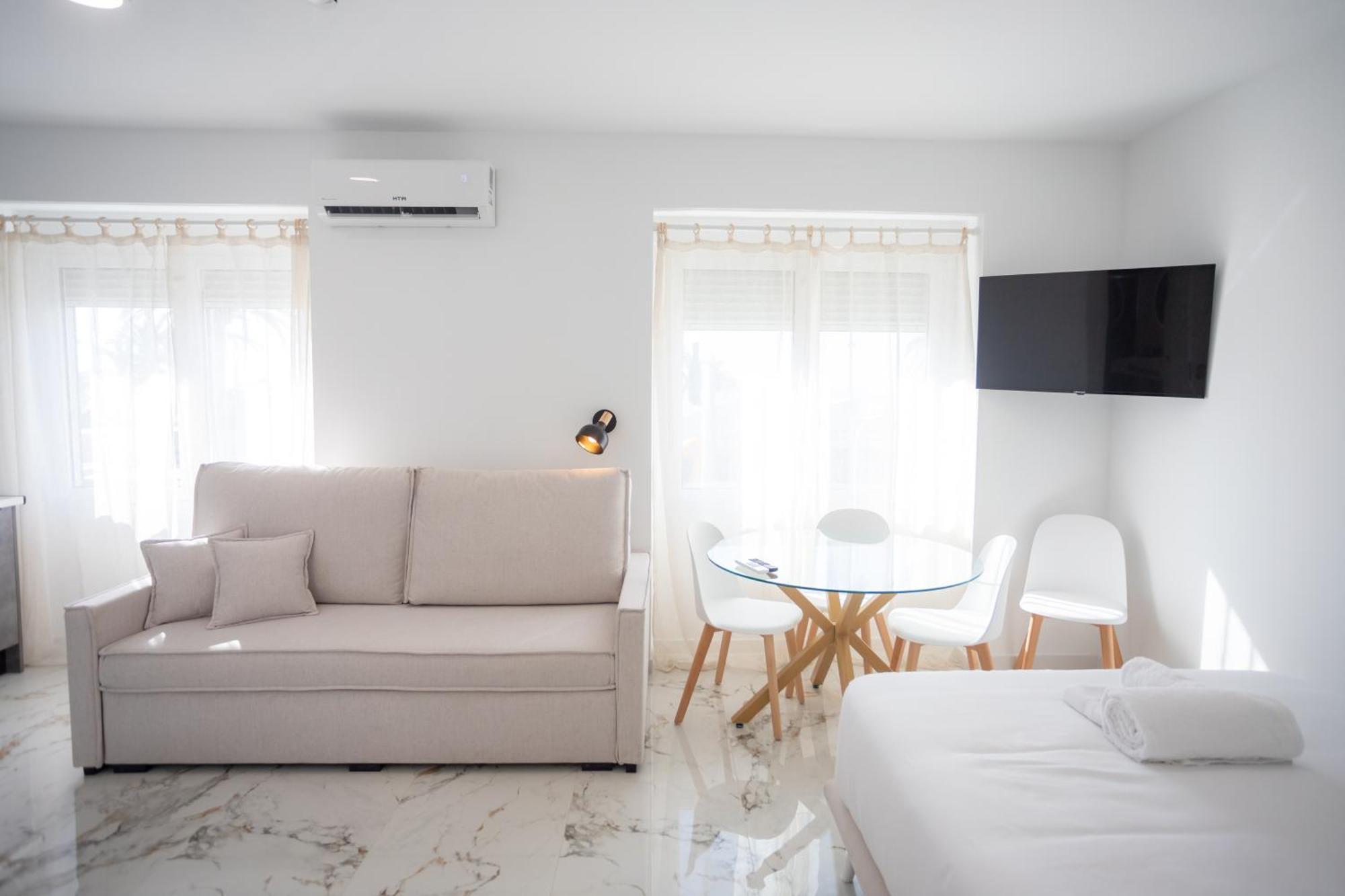 L&G Apartments Bahia Suite Alicante Eksteriør bilde