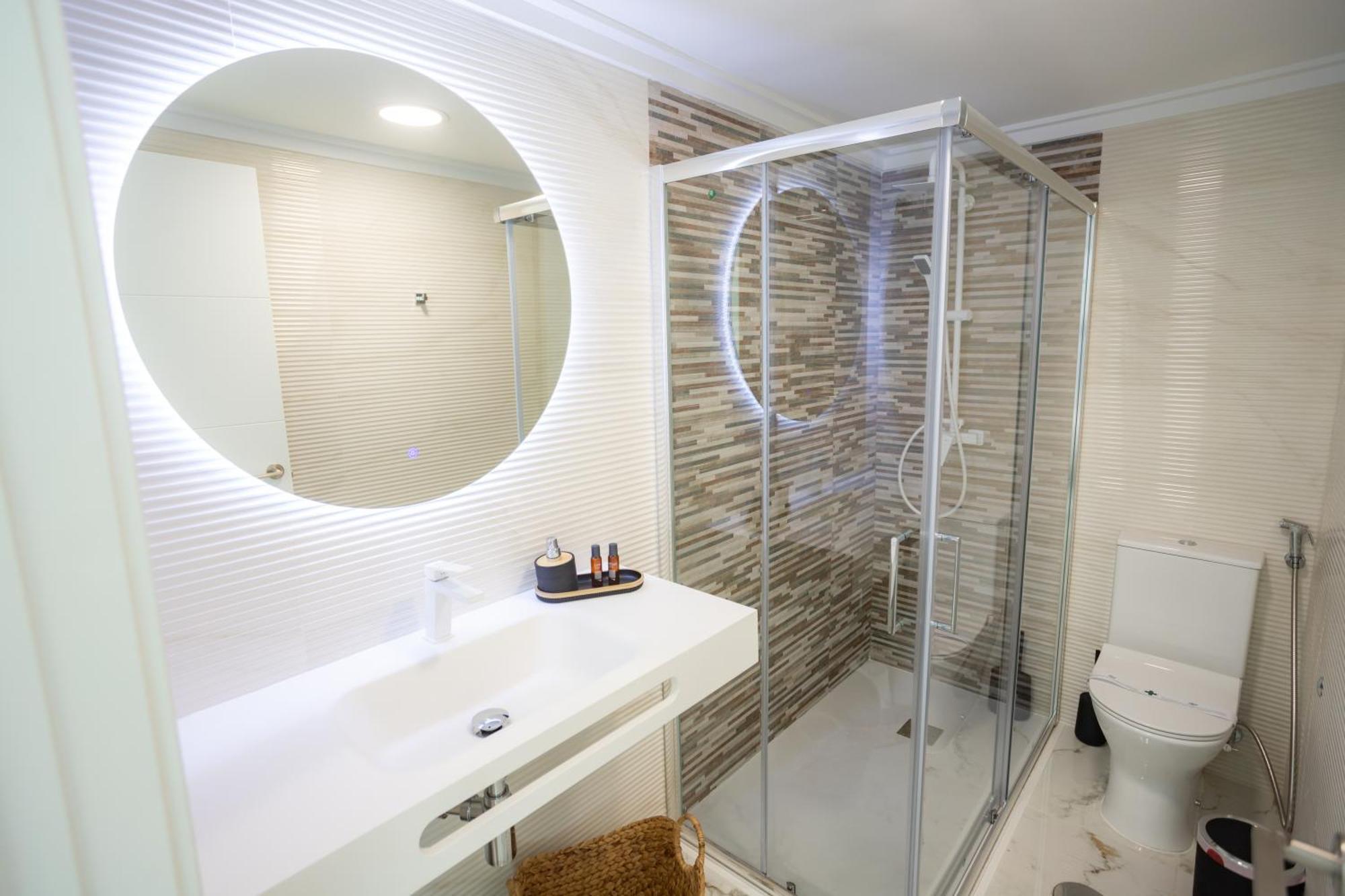 L&G Apartments Bahia Suite Alicante Eksteriør bilde